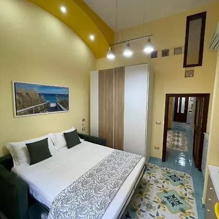 City Center Atmosphere * Сорренто